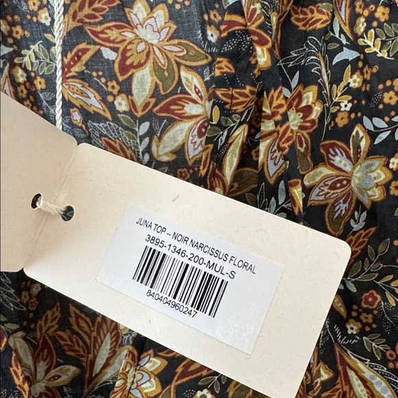 Doen Juna Top In Noir Narcissus Floral Size: S - Picture 6 of 8
